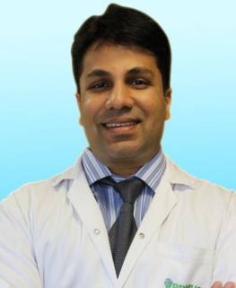 DR. VISHAL Gupta best dentist in noida